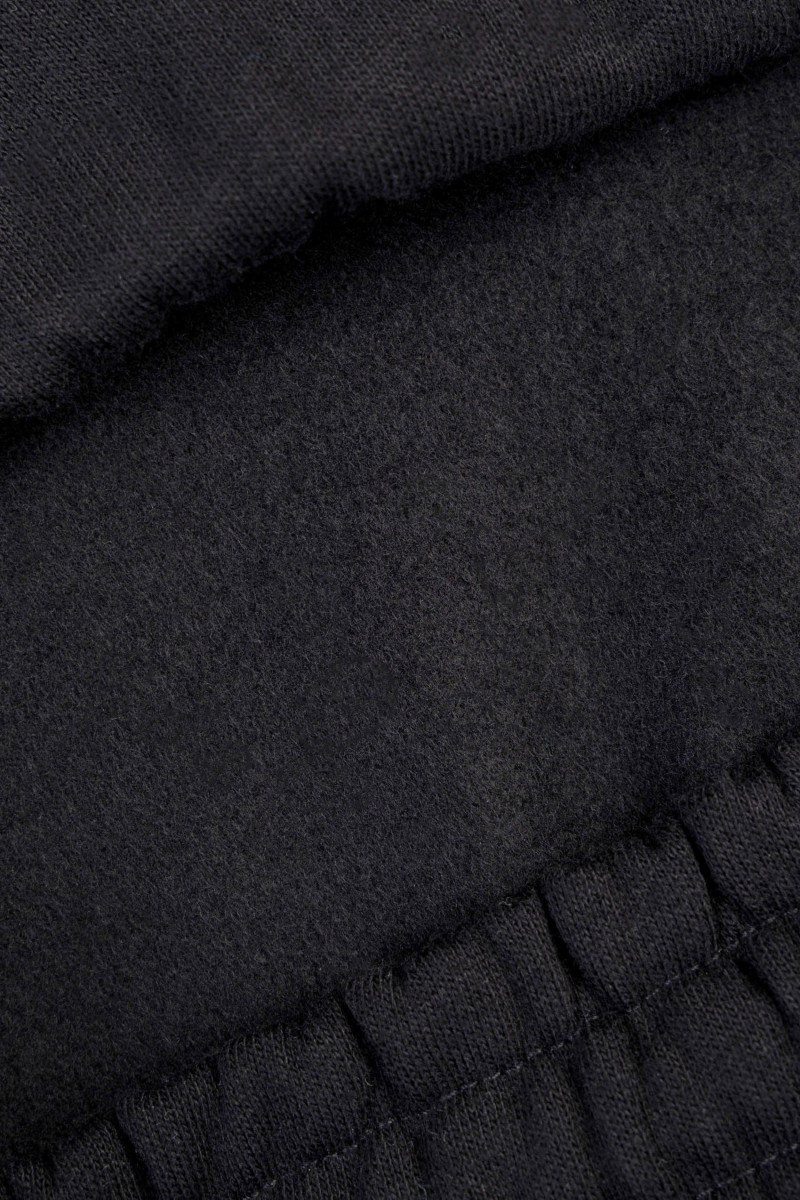 Czarne spodnie dresowe OVERSIZE bez nadruków