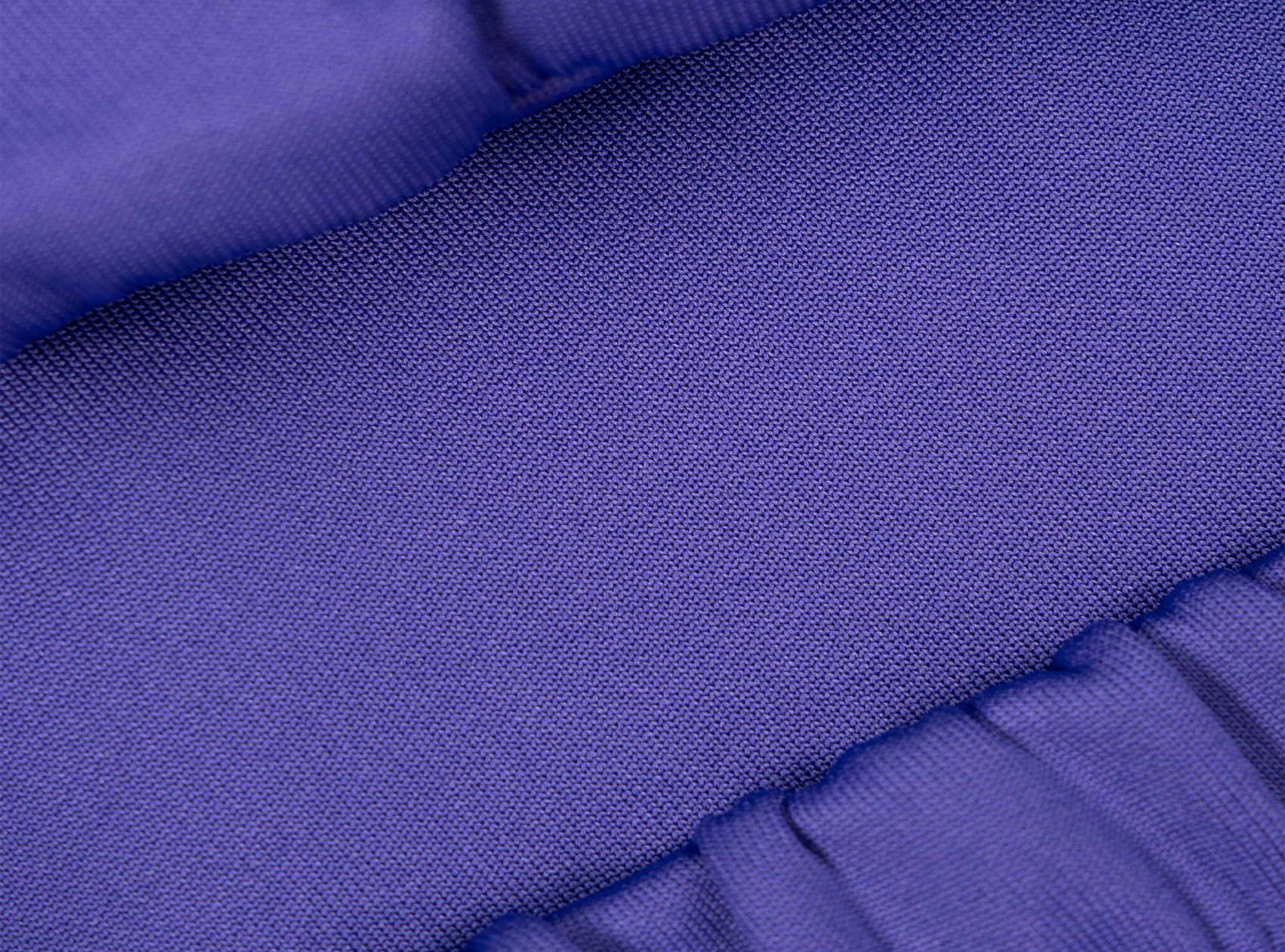 Fioletowe spodnie dresowe z lampasami