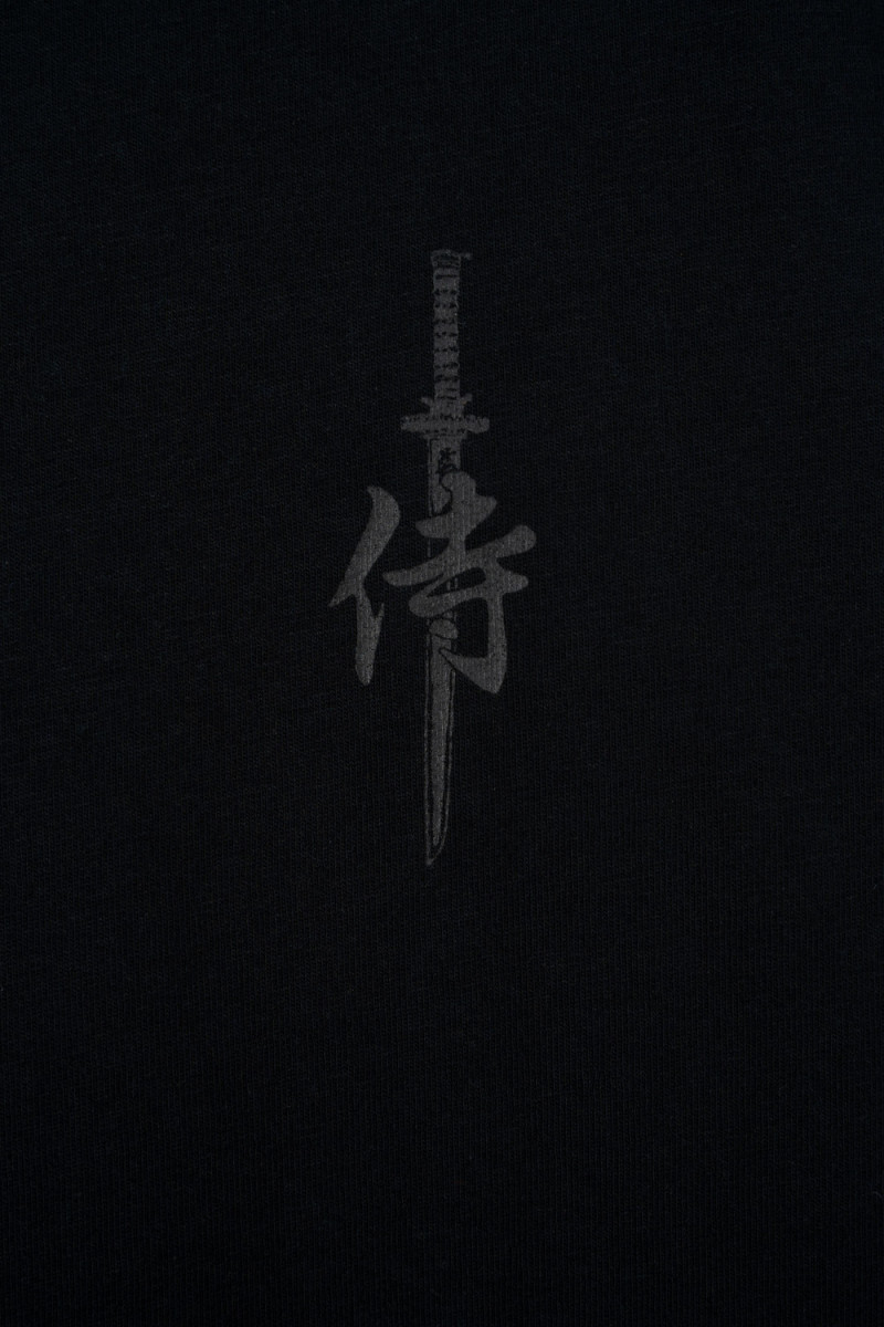 Czarny t-shirt OVERSIZE z autorską grafiką z tyłu