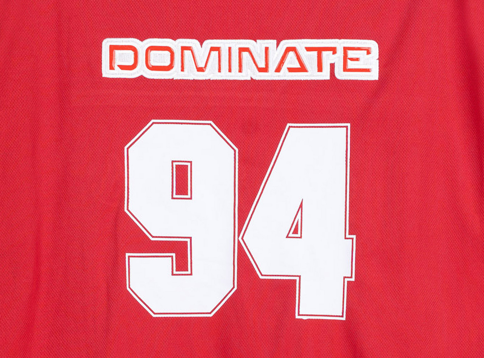 Czerwony t-shirt w stylu sportowym z dekoltem do szpica