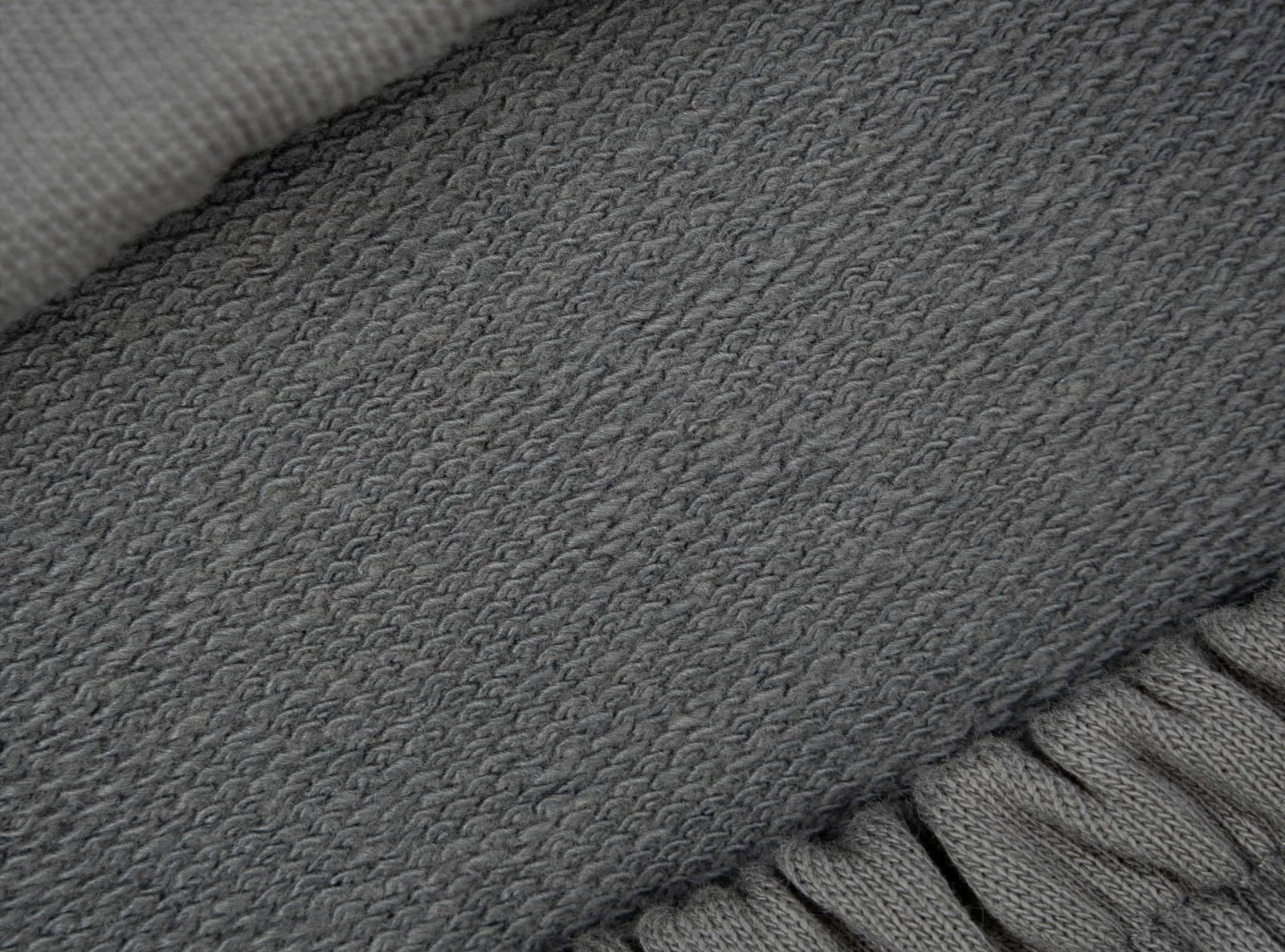 Ciemnoszare spodnie dresowe BAGGY z modnymi przeszyciami