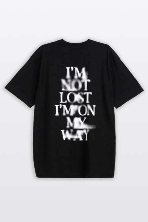 Czarny t-shirt LOOSE z autorską grafiką z tyłu