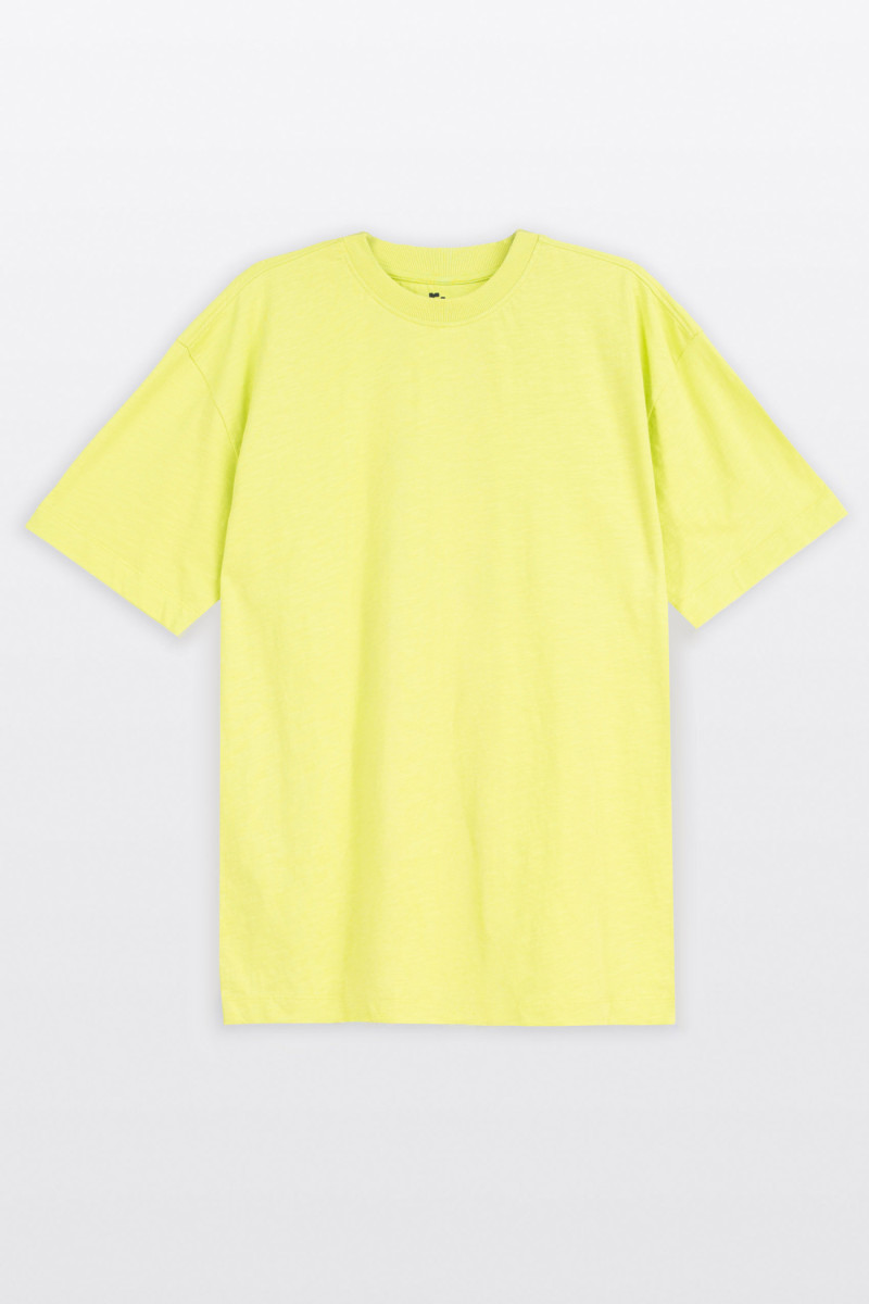 Limonkowy t-shirt LOOSE z autorską grafiką z tyłu