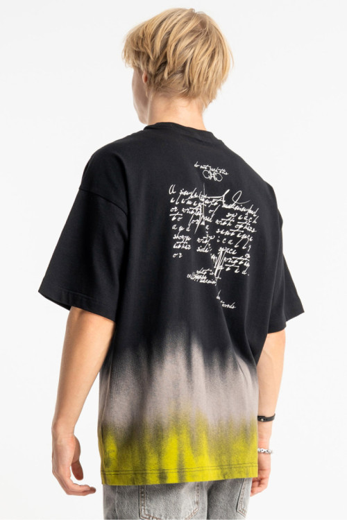 Czarny t-shirt OVERSIZE z nadrukiem na całości