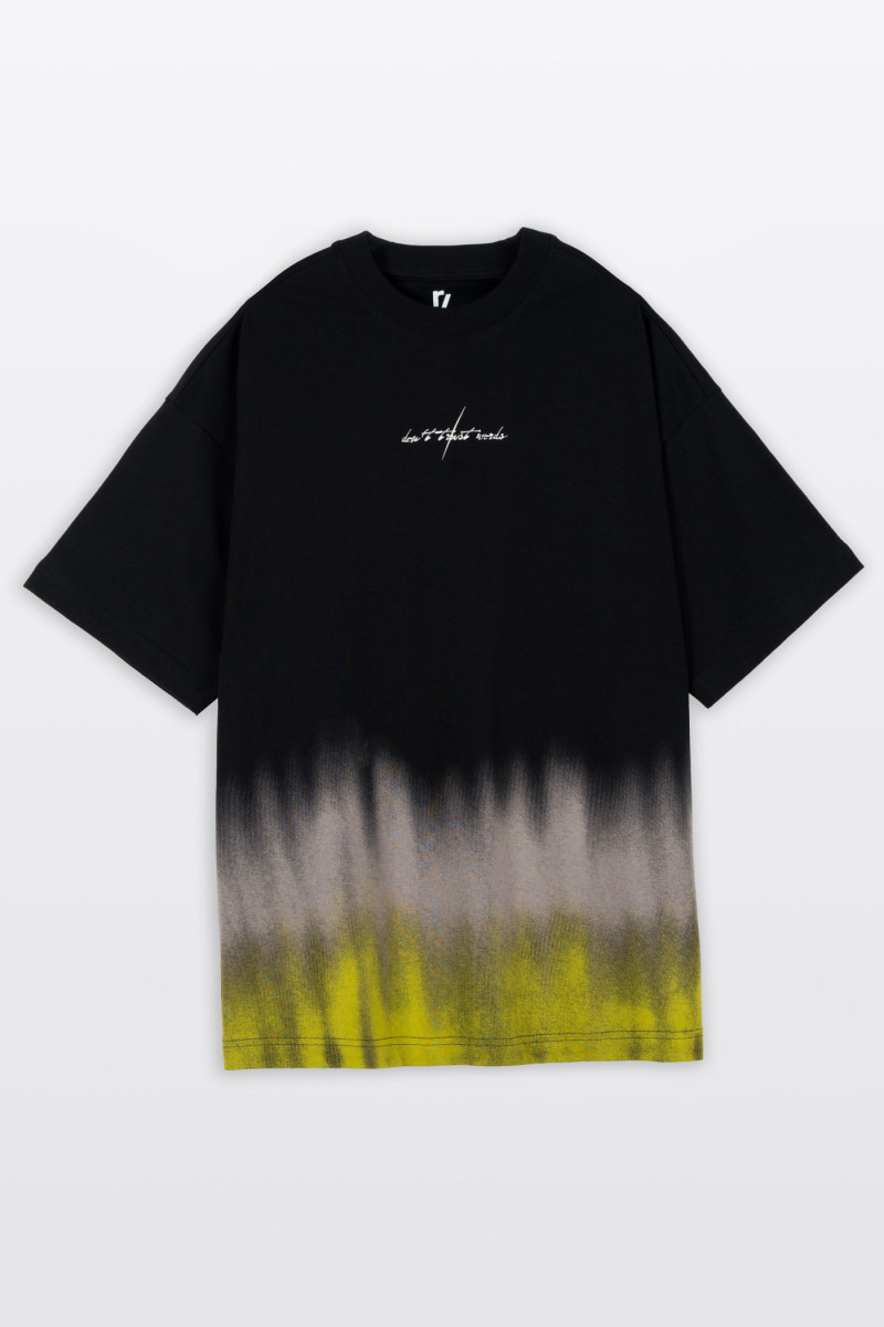 Czarny t-shirt OVERSIZE z nadrukiem na całości