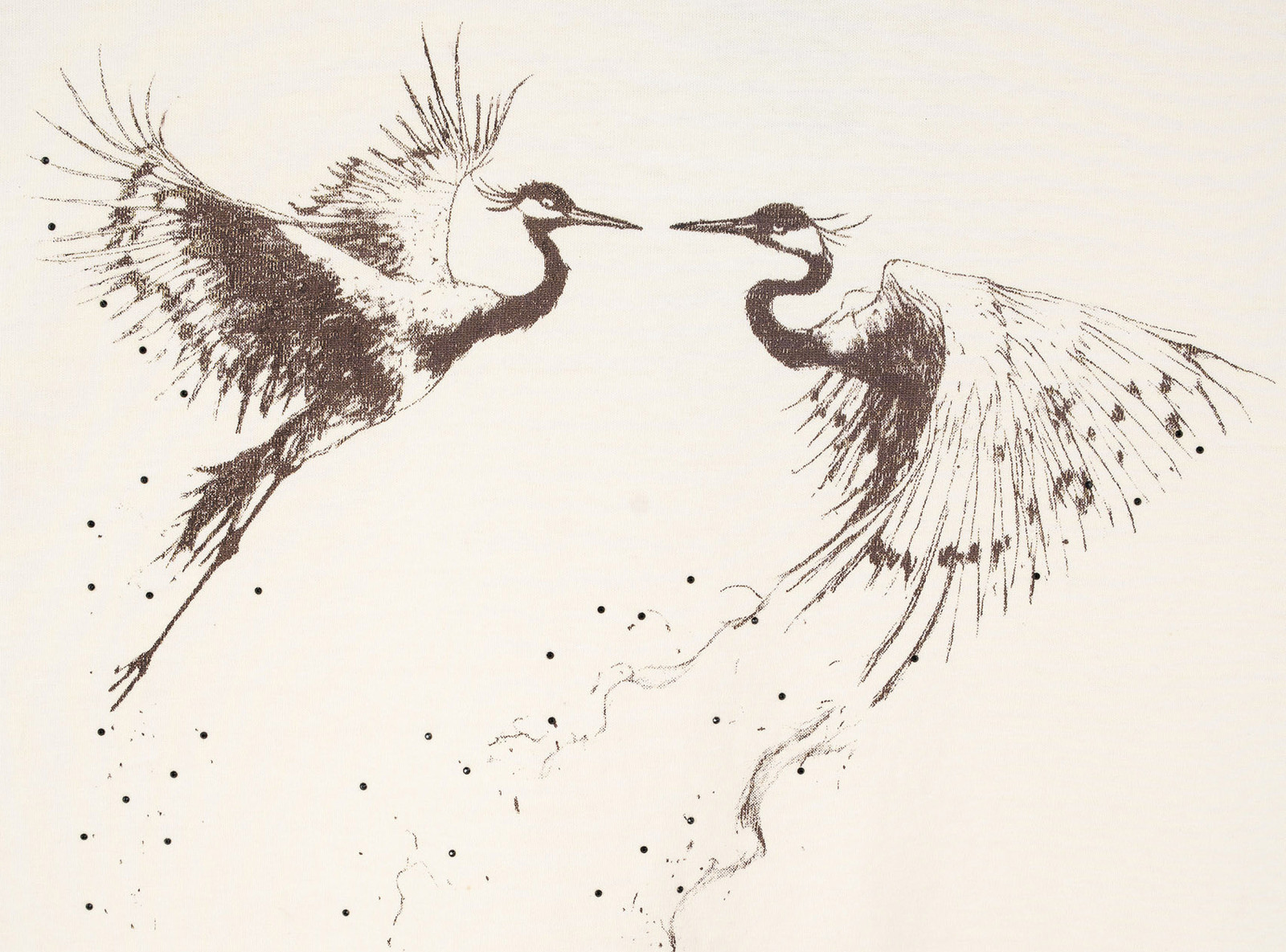 Kremowy t-shirt BOXY z autorską grafiką z przodu