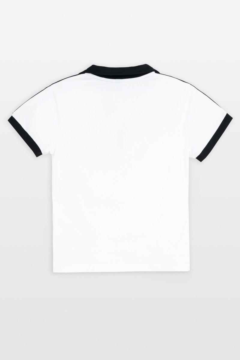 Biała bluzka z kontrastowym wykończeniem