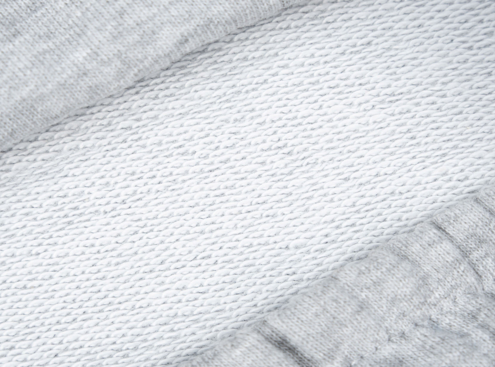 Szare spodnie dresowe REGULAR z minimalistycznym nadrukiem