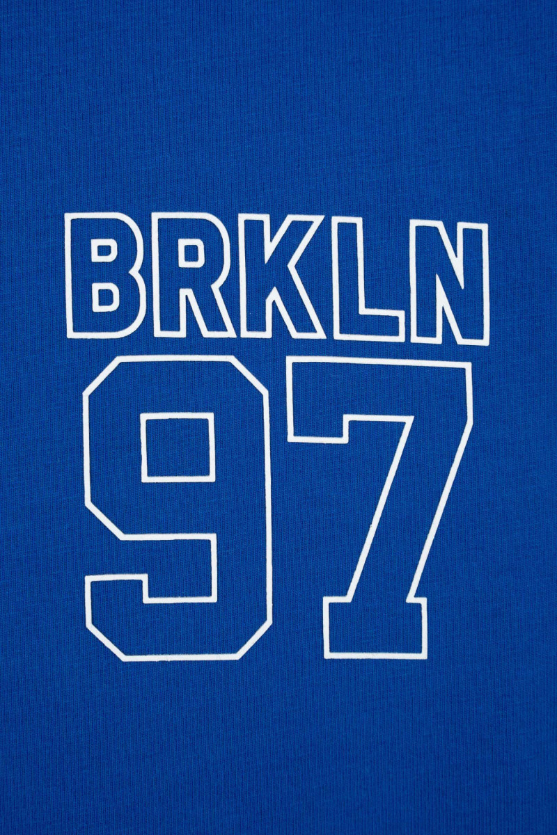 Niebieski t-shirt REGULAR z autorską grafiką z tyłu, granatowy