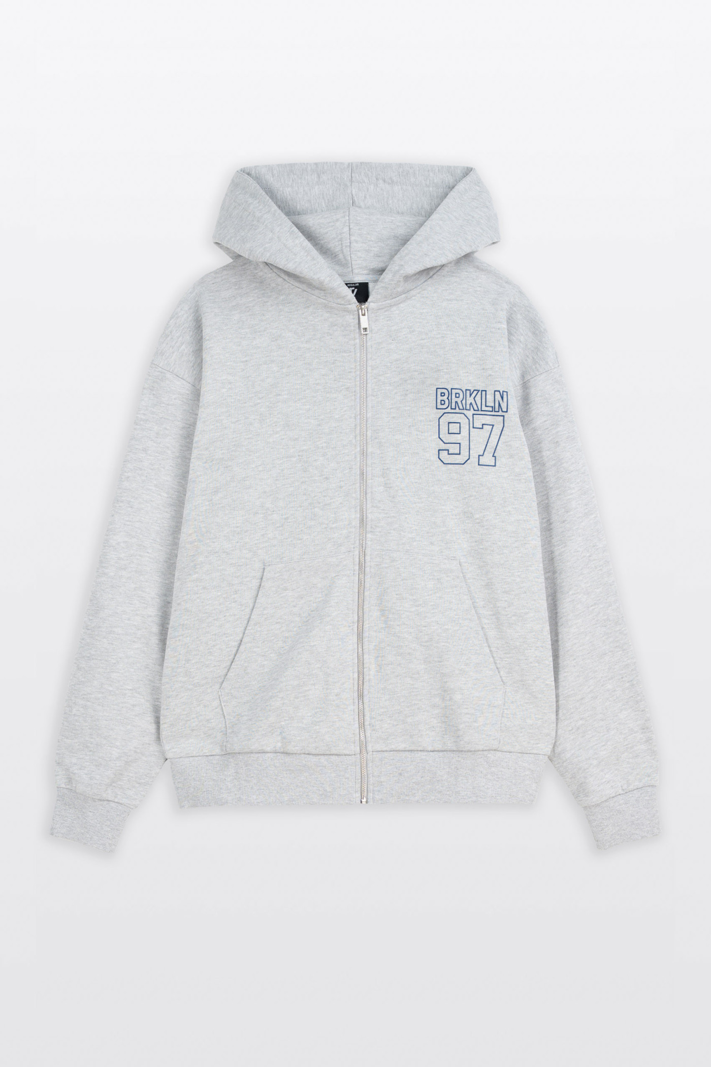 Szara bluza REGULAR z kapturem z autorską grafiką z tyłu