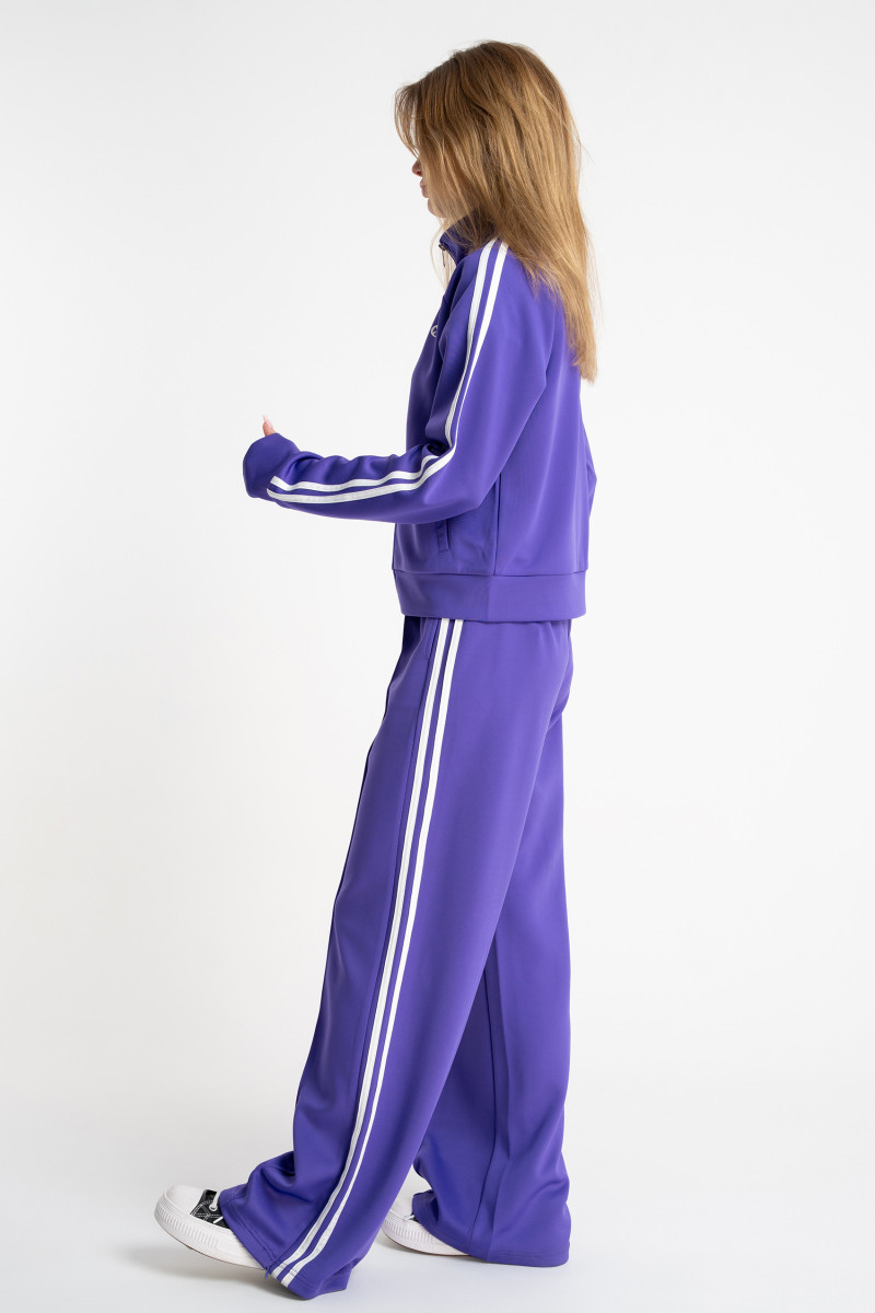 Fioletowa bluza z kontrastowymi lampasami na rękawach, fioletowy