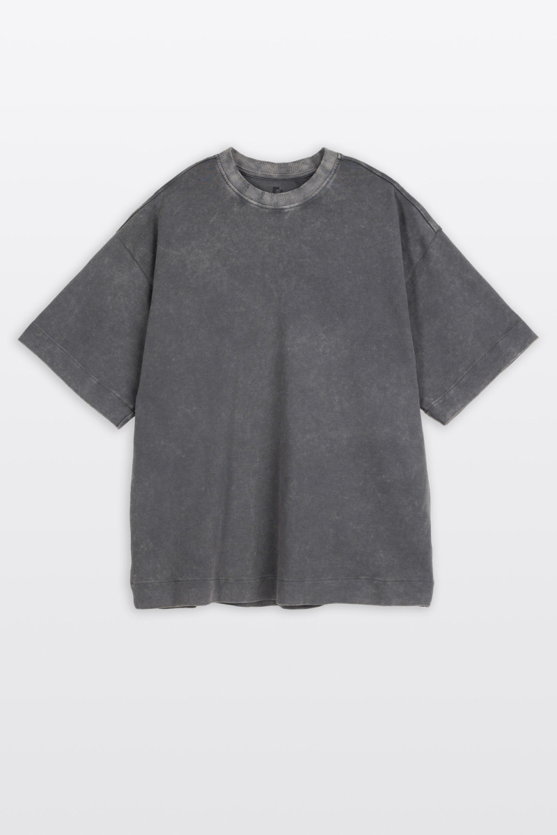 Szary t-shirt BOXY z efektem sprania