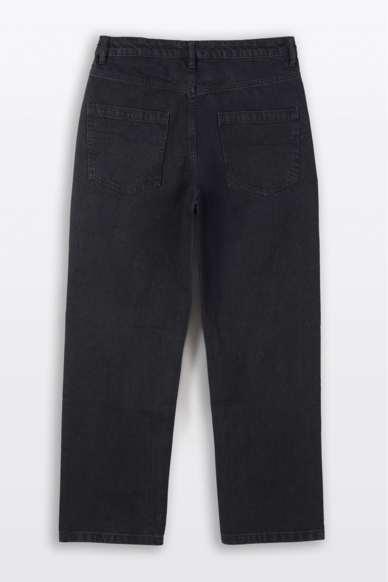Czarne spodnie jeansowe STRAIGHT