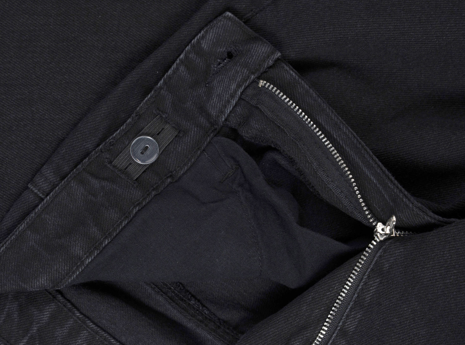 Czarne spodnie jeansowe STRAIGHT