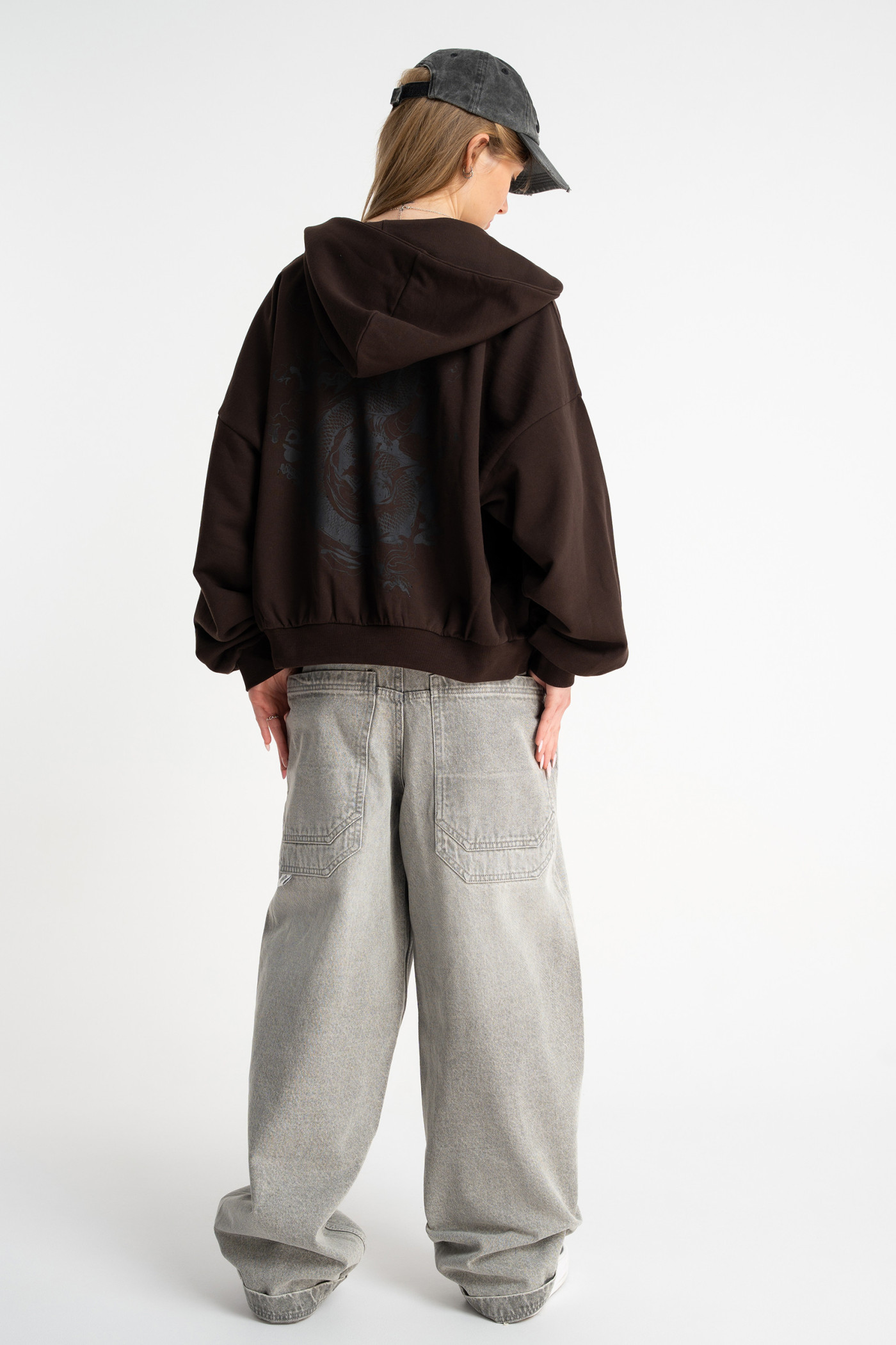 Jasnoszare spodnie jeansowe BAGGY z modnymi kieszeniami