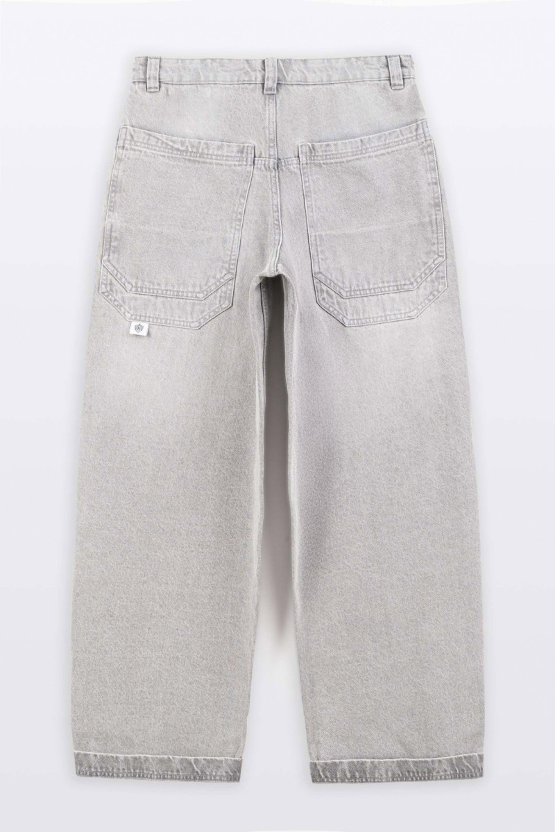 Jasnoszare spodnie jeansowe BAGGY z modnymi kieszeniami