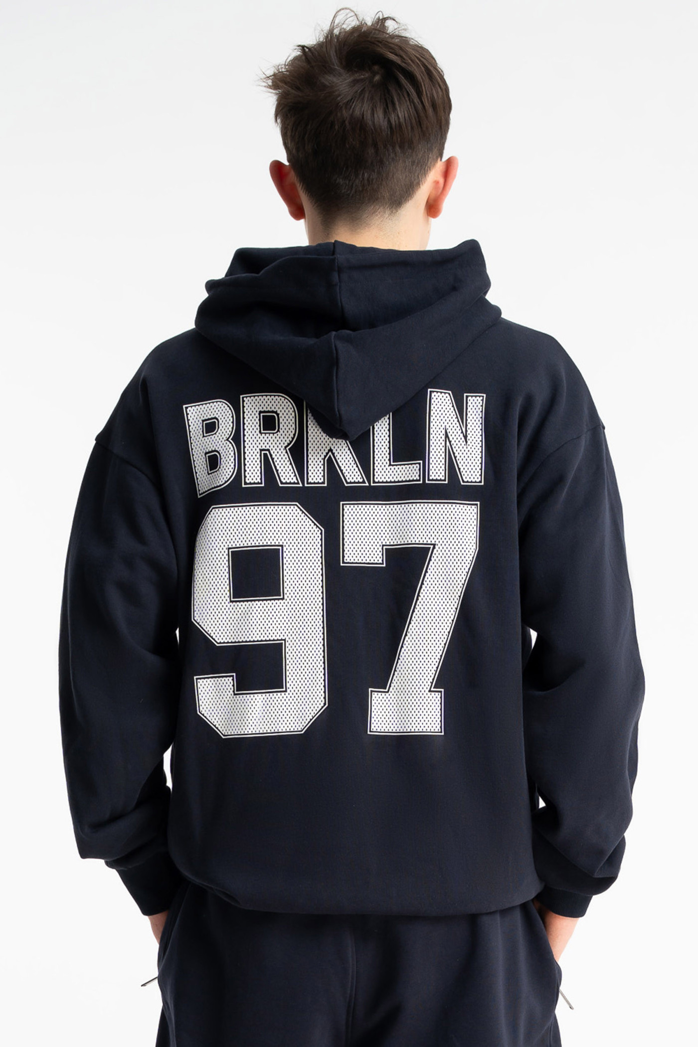 Granatowa bluza REGULAR z kapturem z autorską grafiką z tyłu