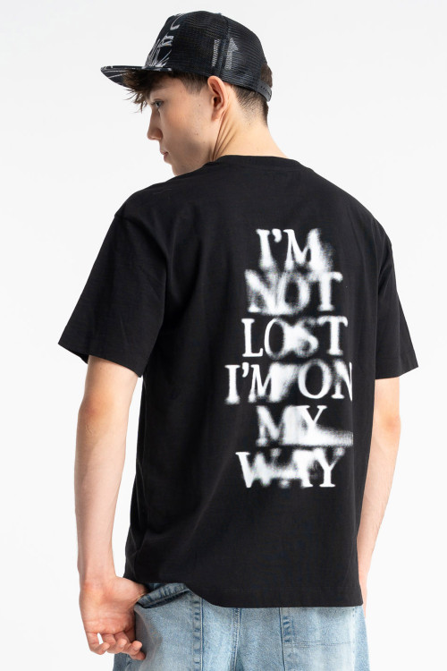 Czarny t-shirt LOOSE z autorską grafiką z tyłu