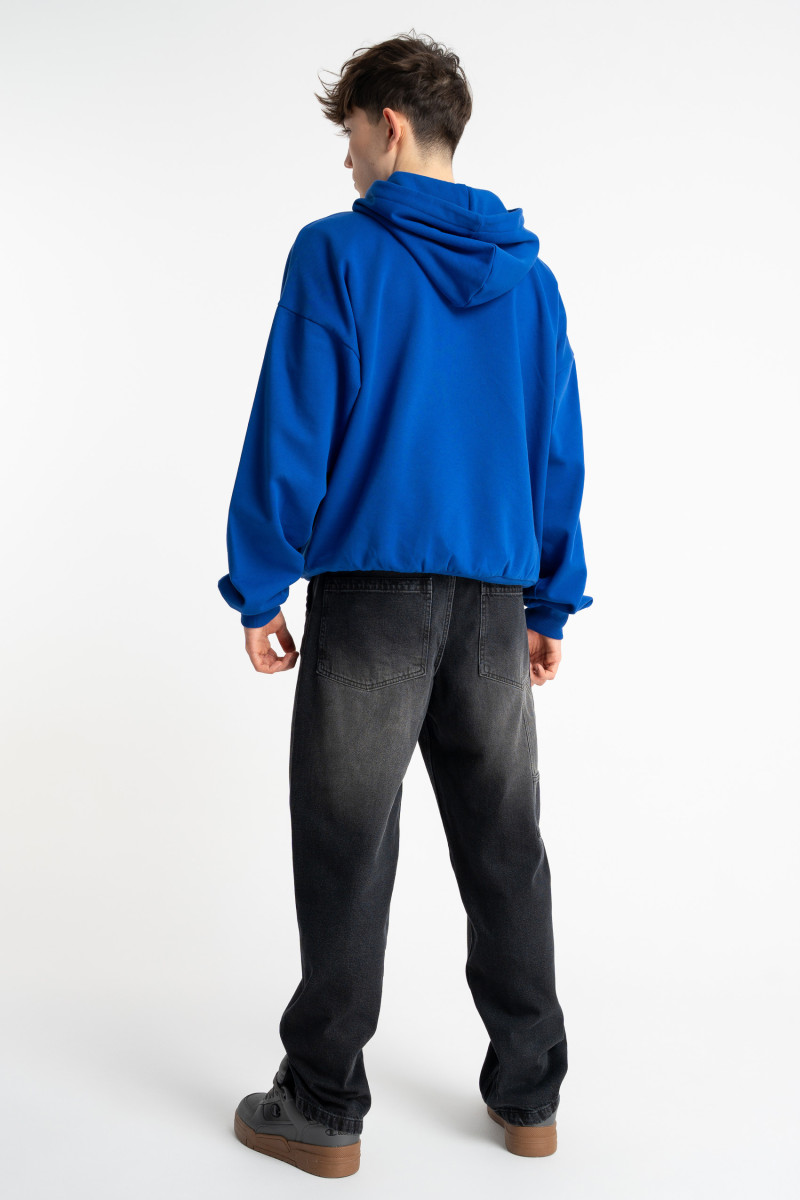 Niebieska bluza BOXY z kapturem z minimalistycznym nadrukiem