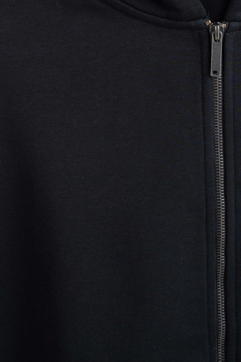 Czarna bluza BOXY z kapturem z minimalistycznym nadrukiem