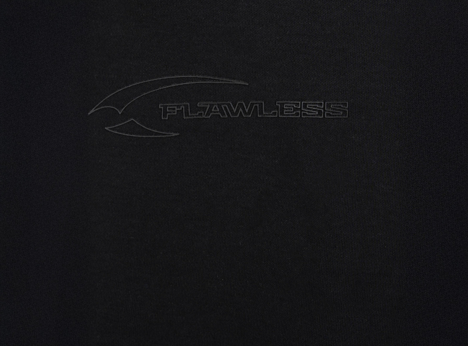 Czarny t-shirt LOOSE z minimalistycznym nadrukiem