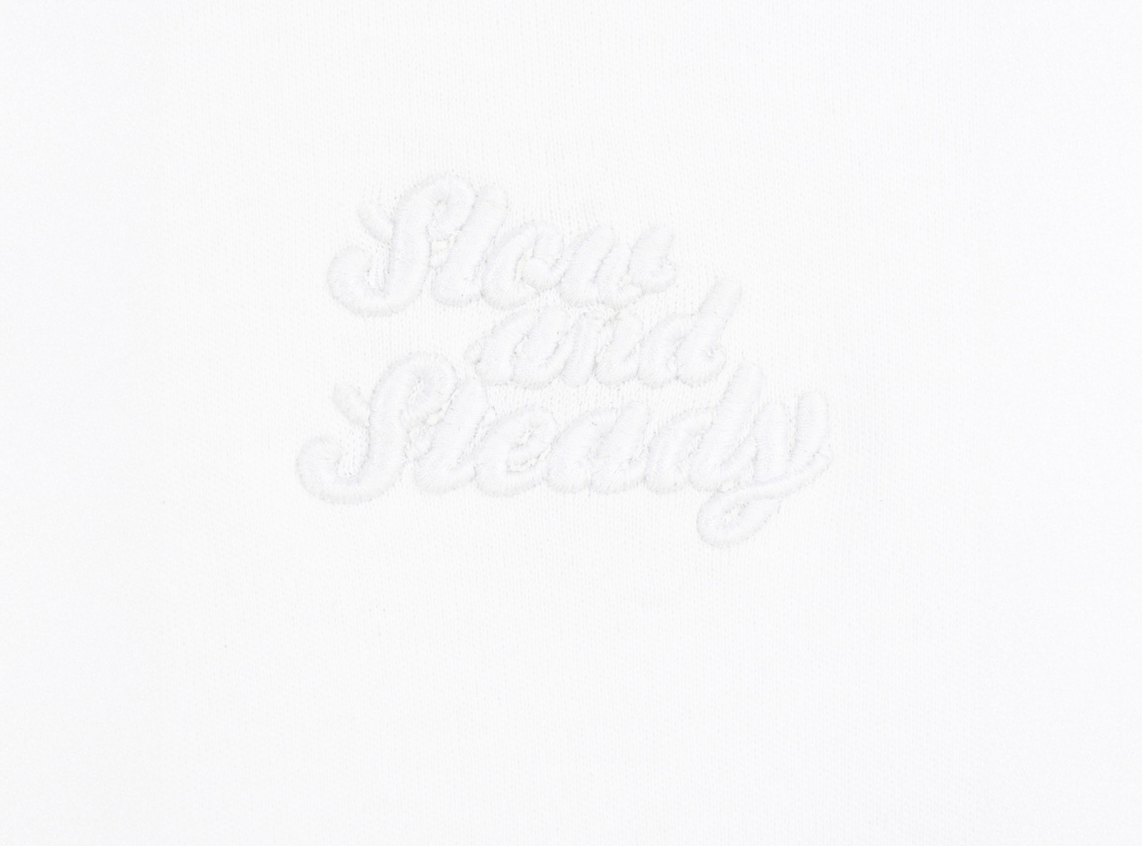 Biała bluzka REGULAR z krótkimi rękawami z minimalistycznym haftem