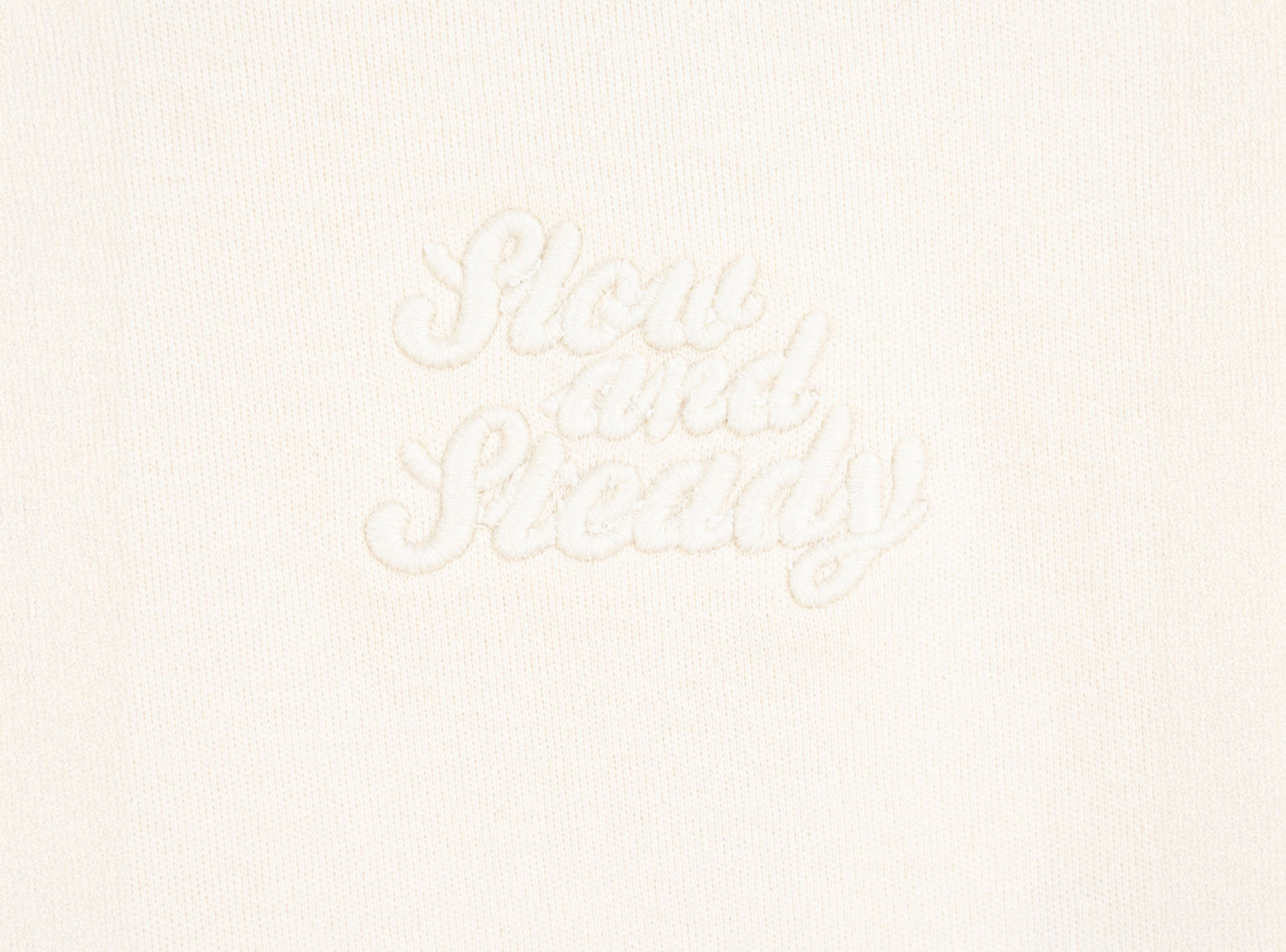 Kremowa bluzka REGULAR z krótkimi rękawami z minimalistycznym haftem