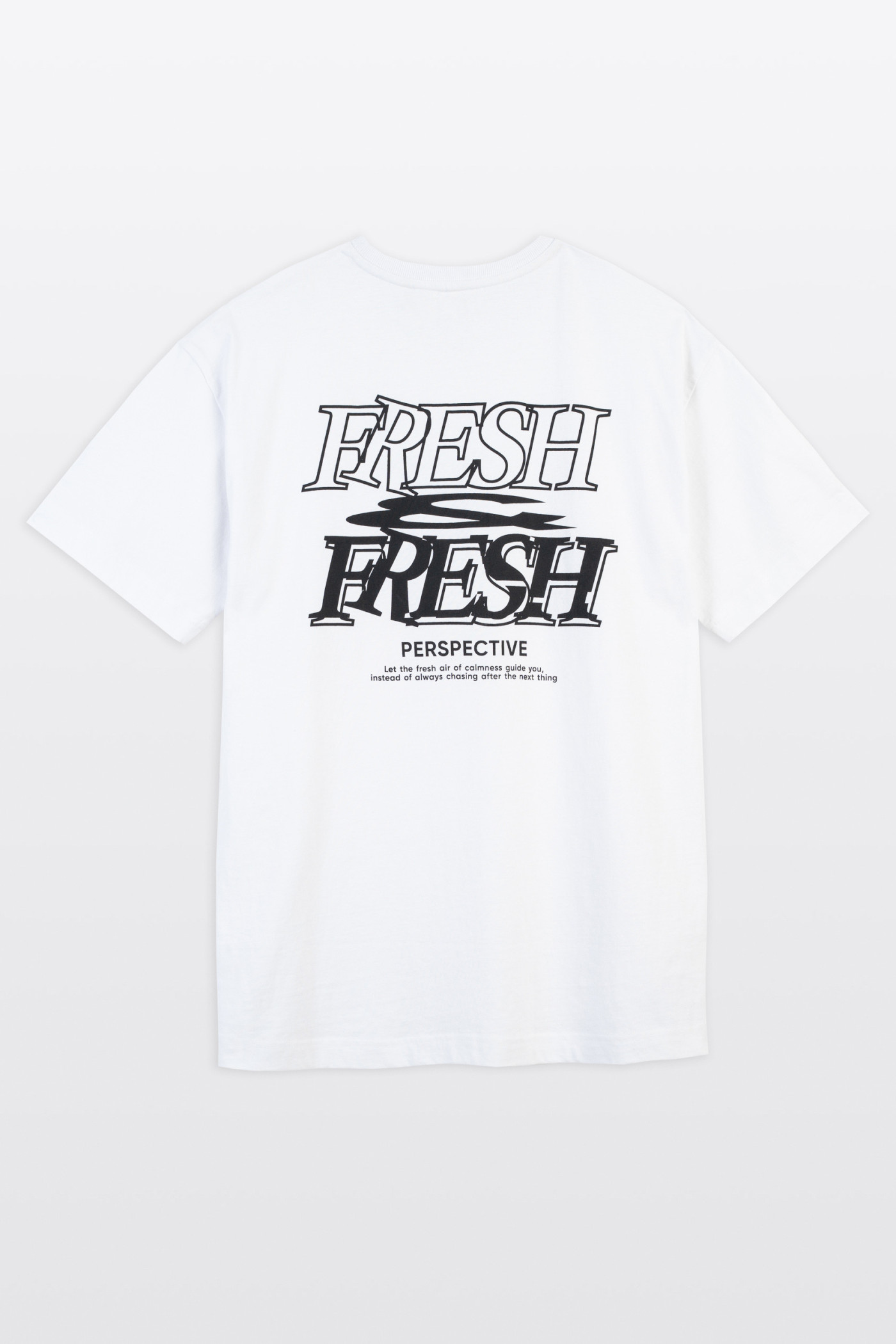 Biały t-shirt LOOSE z autorską grafiką z tyłu