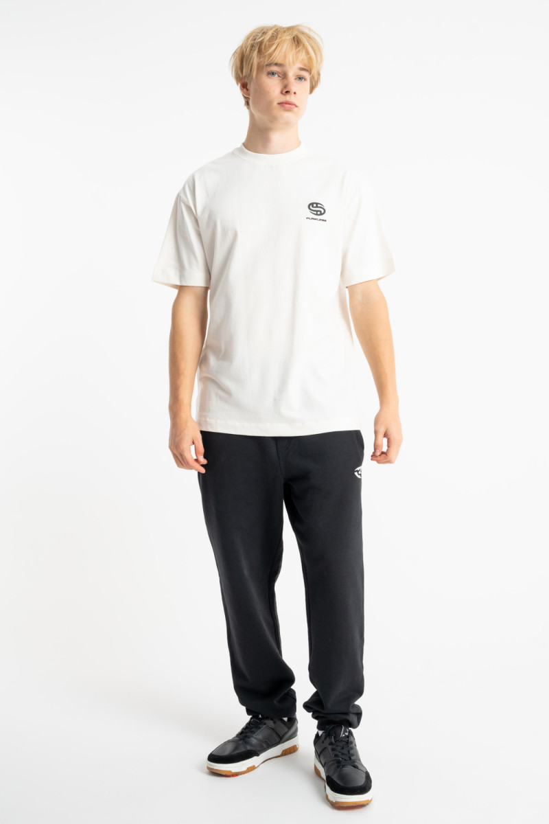 Kremowy t-shirt LOOSE z minimalistycznym nadrukiem