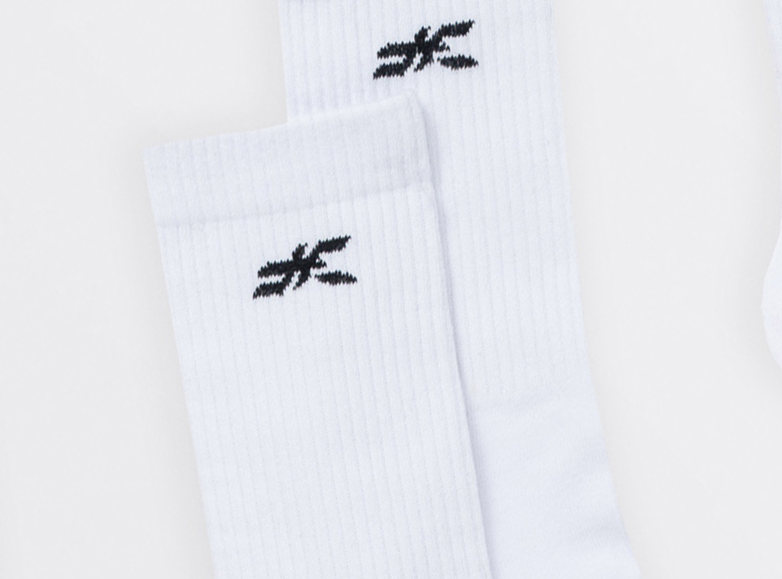 Biały zestaw skarpet z haftem 3-PAK