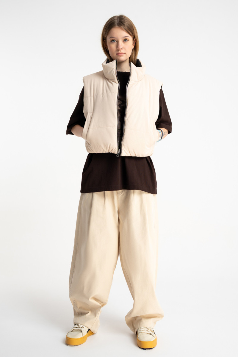 Dwustronny pikowany bezrękawnik