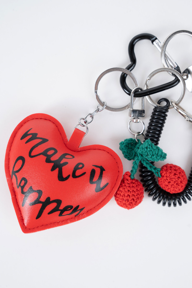 Brelok “More Love” – serce & cherries