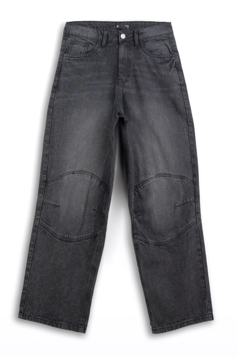 Czarne spodnie jeansowe SKATER z modnymi cięciami