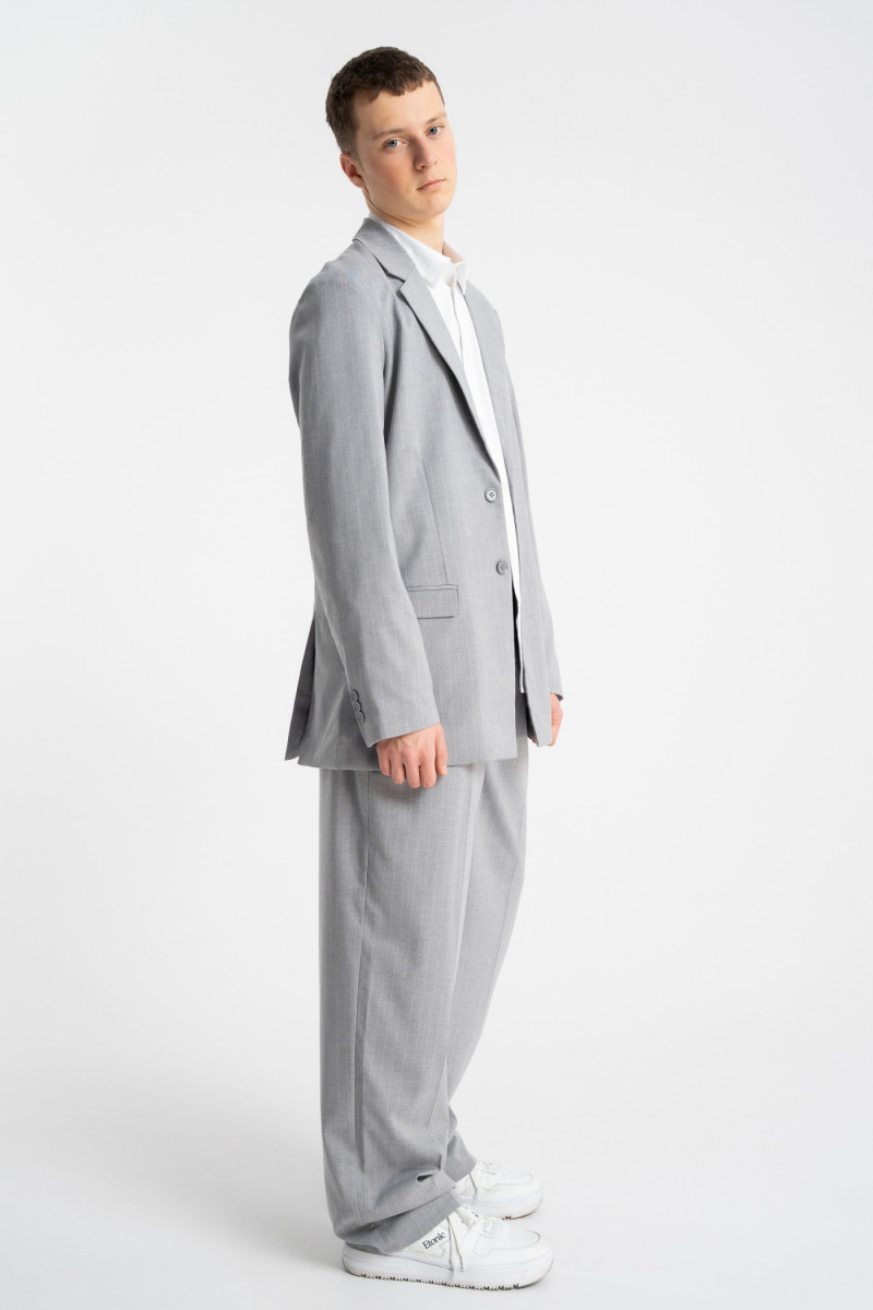Szare spodnie garniturowe LOOSE w prążki