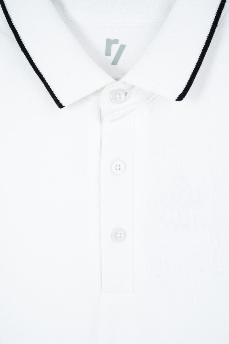 Biała koszulka polo REGULAR z krótkim rękawem z czarnymi elementami