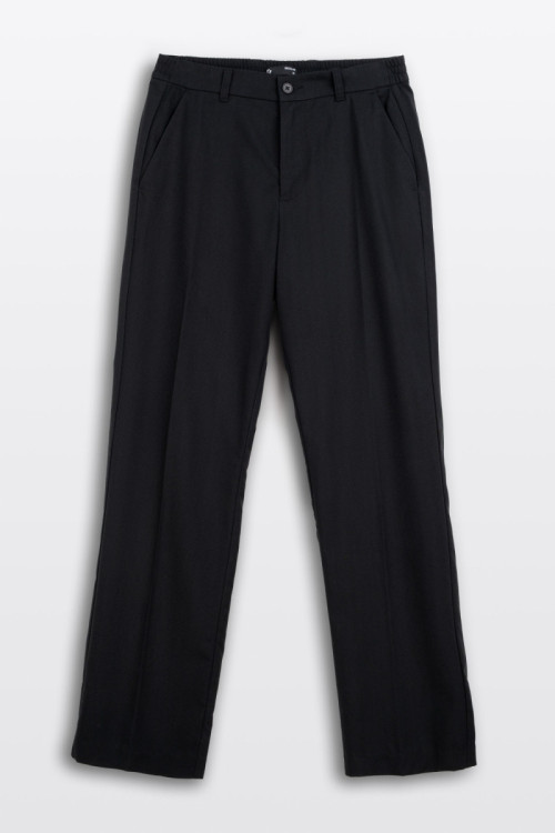 Czarne spodnie garniturowe REGULAR z kantem