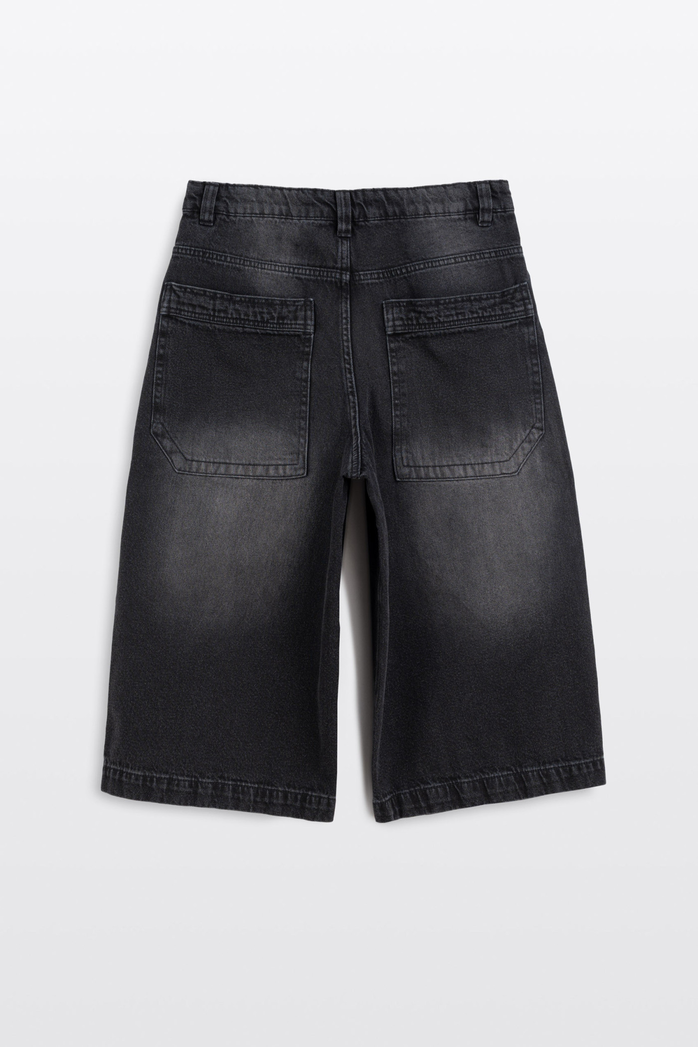 Czarne krótkie spodenki jeansowe model JORTS z efektem sprania