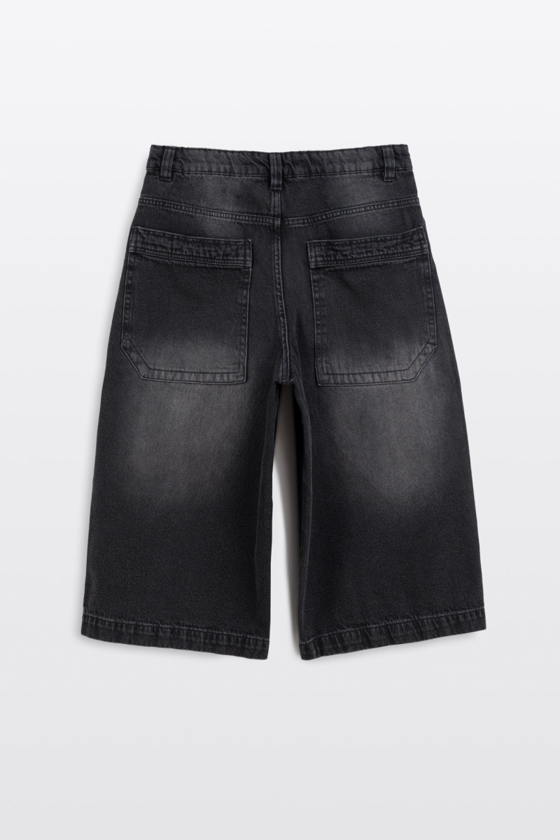 Czarne krótkie spodenki jeansowe model JORTS z efektem sprania