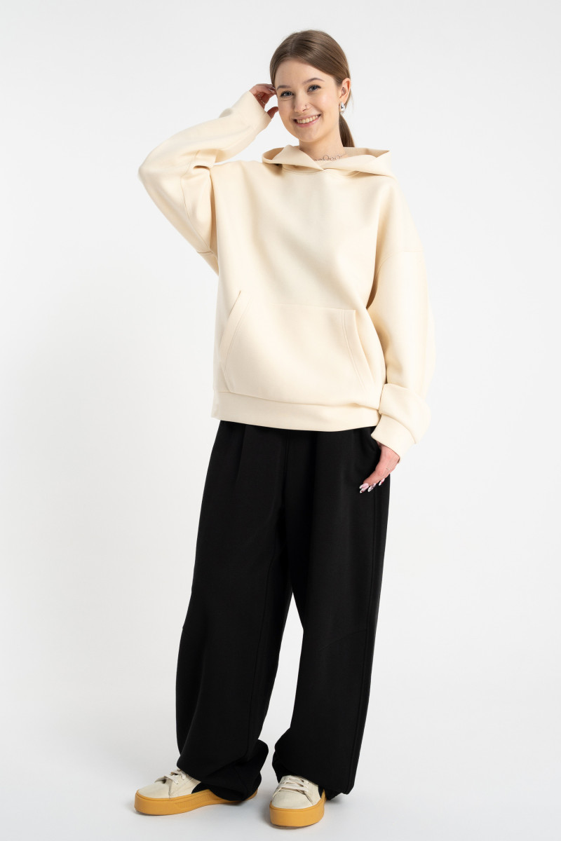 Czarne spodnie dresowe o kroju BARREL bez nadruków, czarny