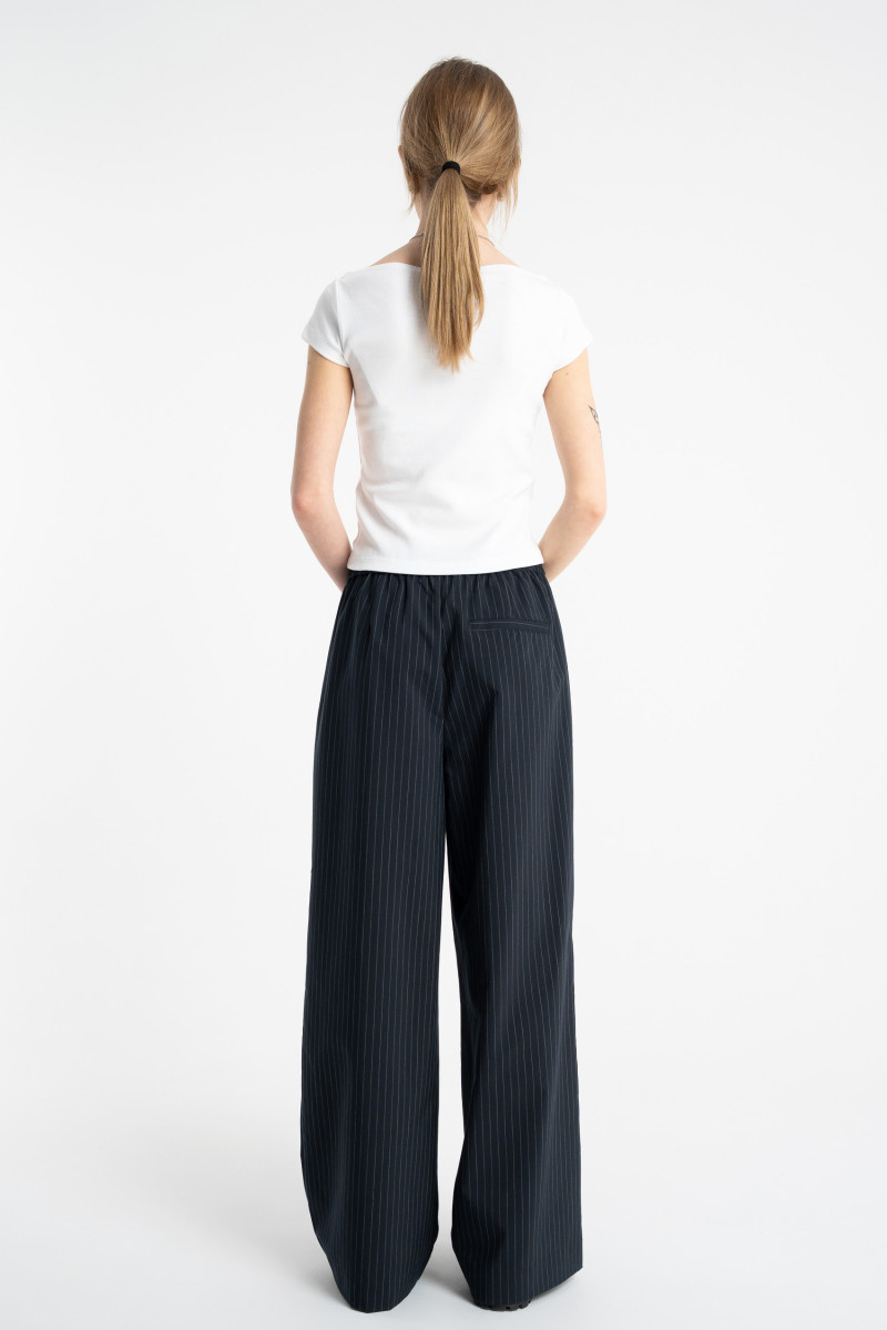 Granatowe eleganckie spodnie WIDE LEG w prążki