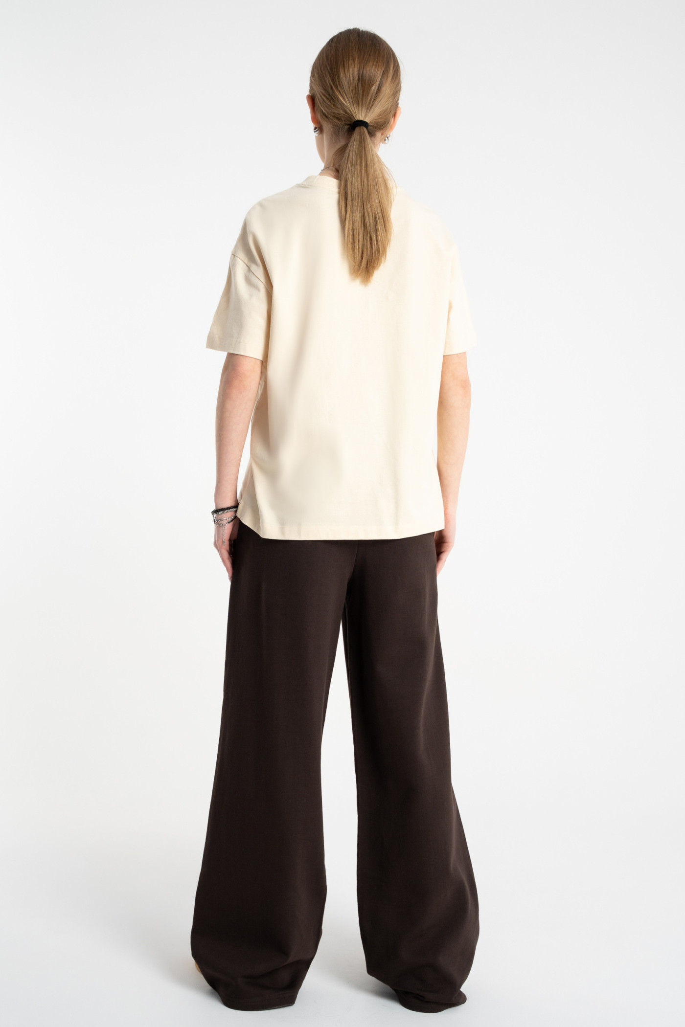 Brązowe spodnie dresowe STRAIGHT z modnymi przeszyciami