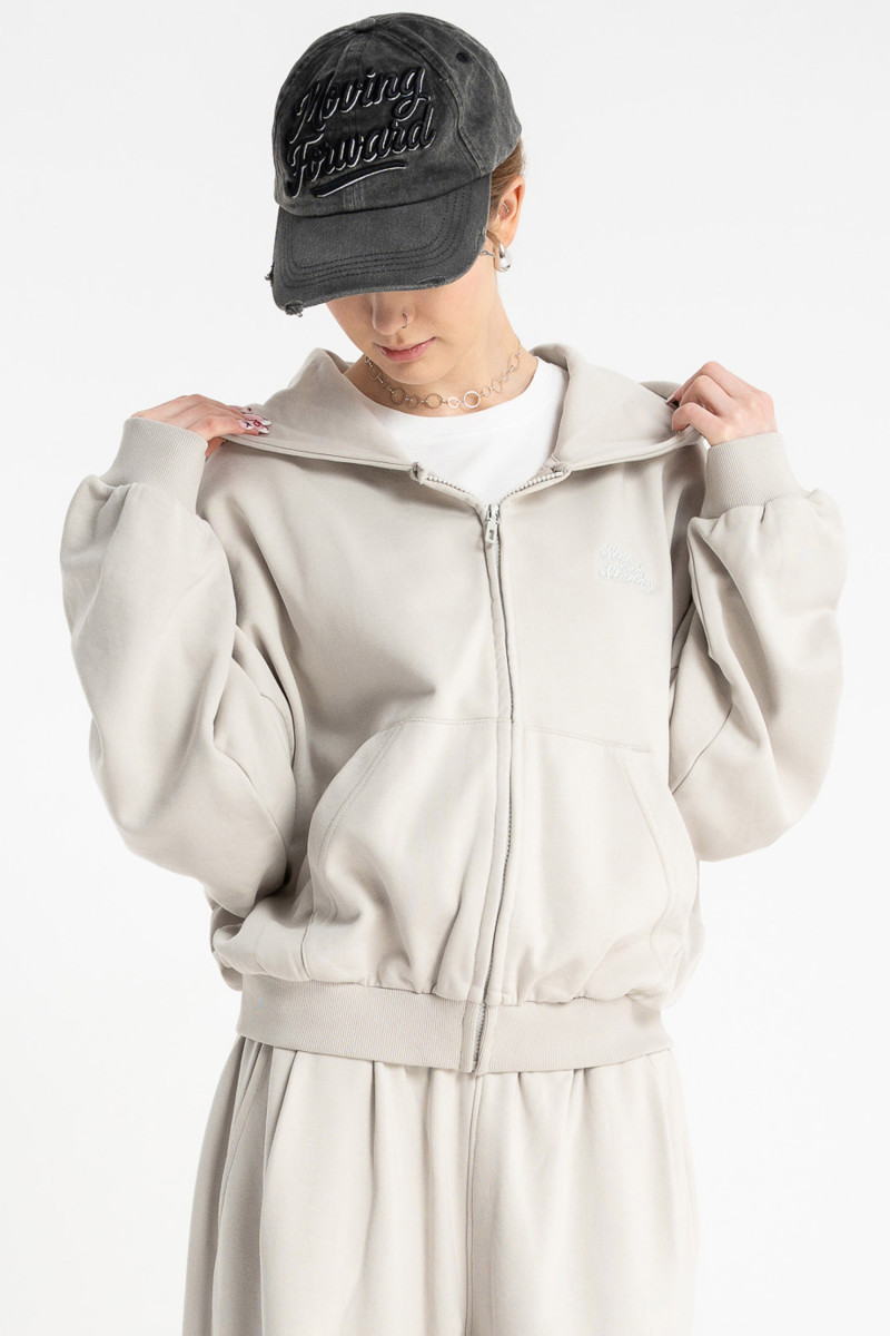 Jasnoszara bluza BOXY z kapturem minimalistycznym haftem, szary