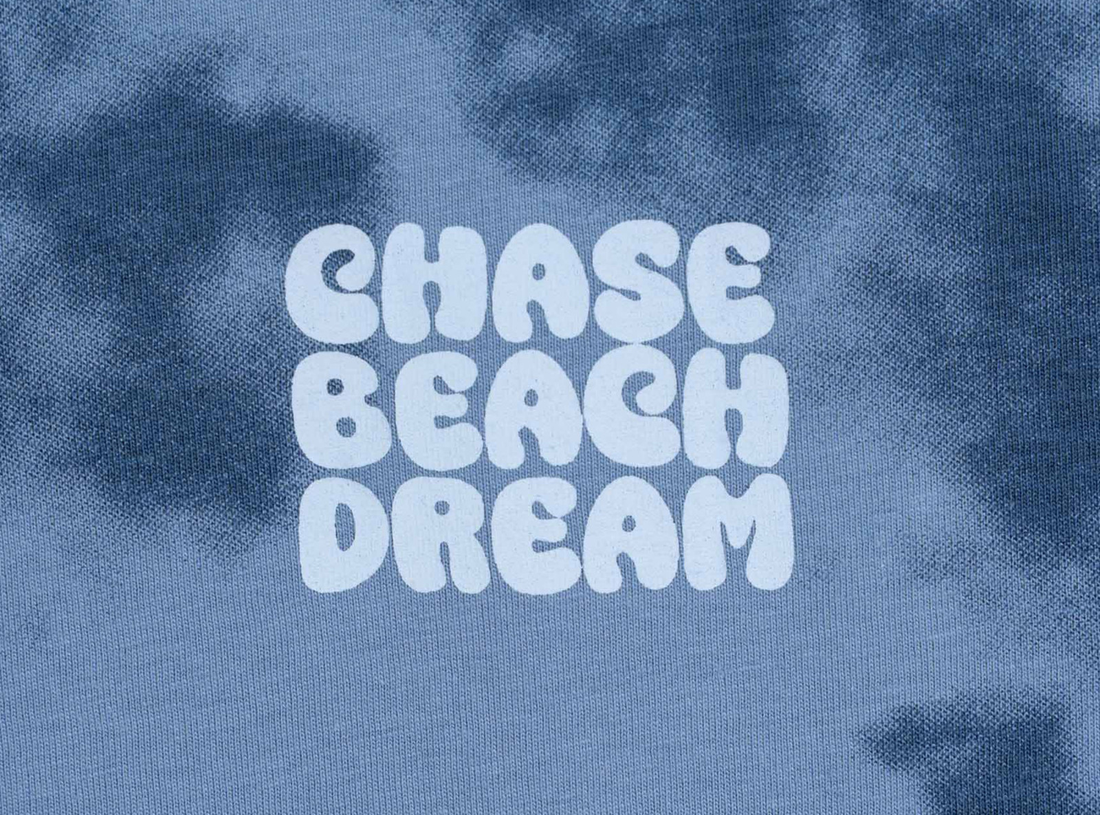 Niebieski t-shirt REGULAR z nadrukiem tie dye na całości