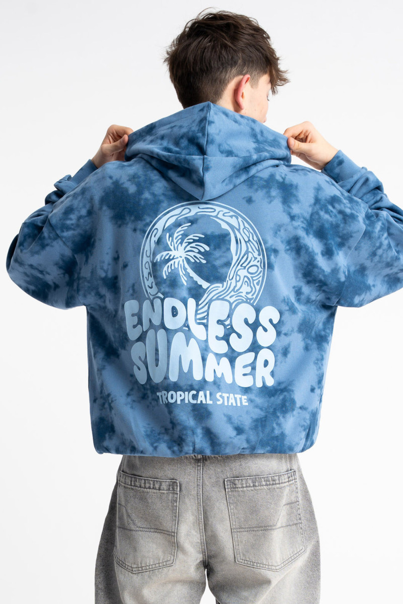 Niebieska bluza BOXY z kapturem z nadrukiem tie dye na całości, niebieski