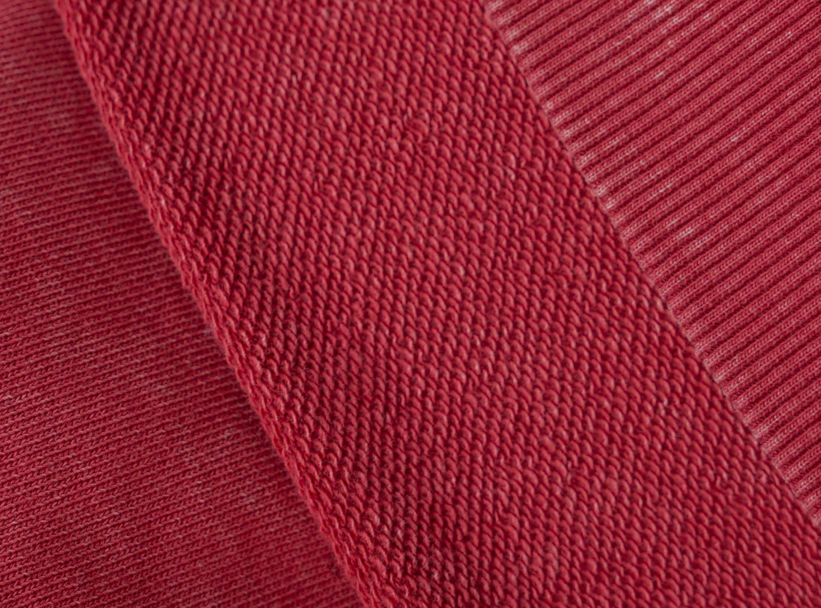 Czerwona bluza REGULAR z autorską grafiką z tyłu