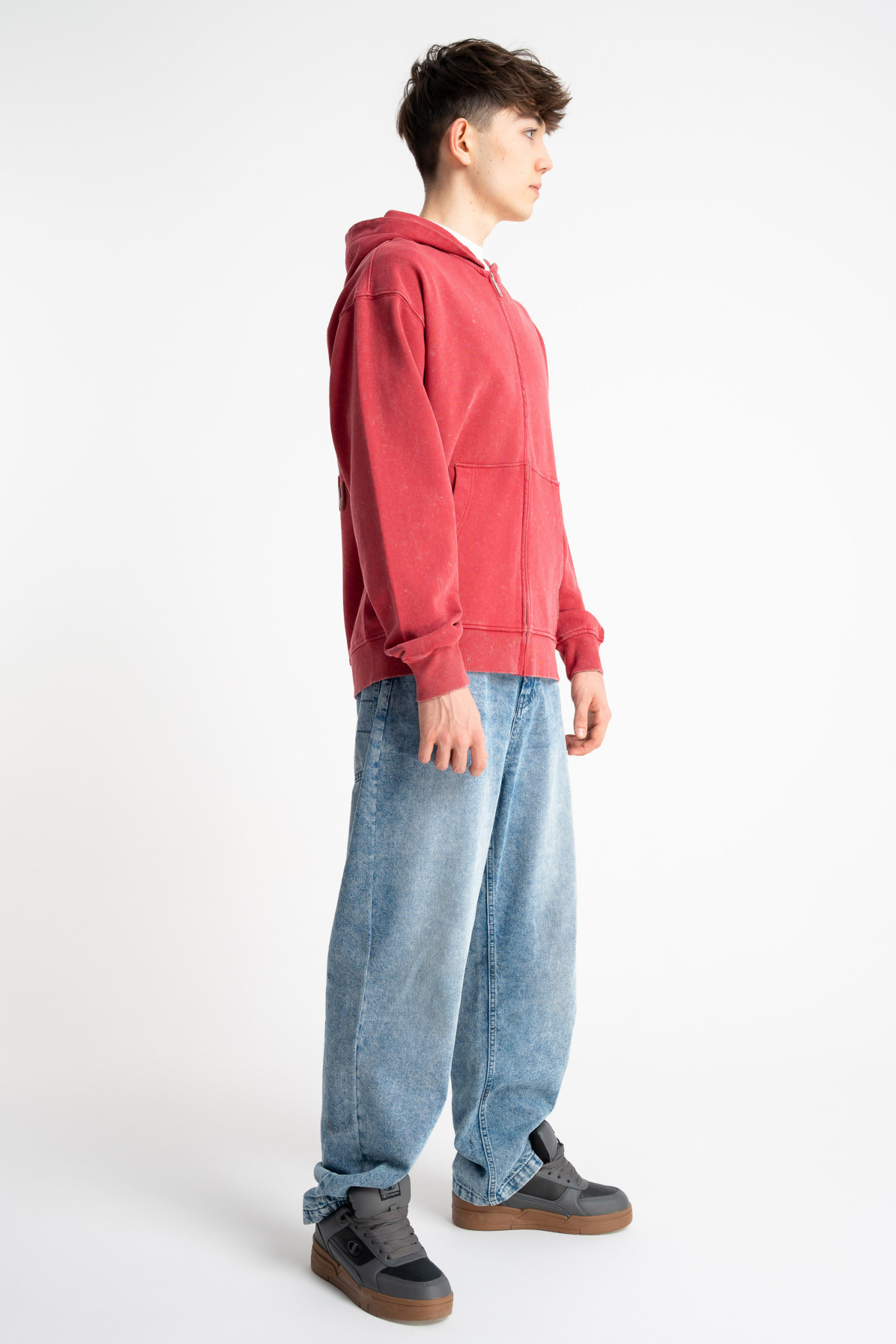 Czerwona bluza REGULAR z autorską grafiką z tyłu