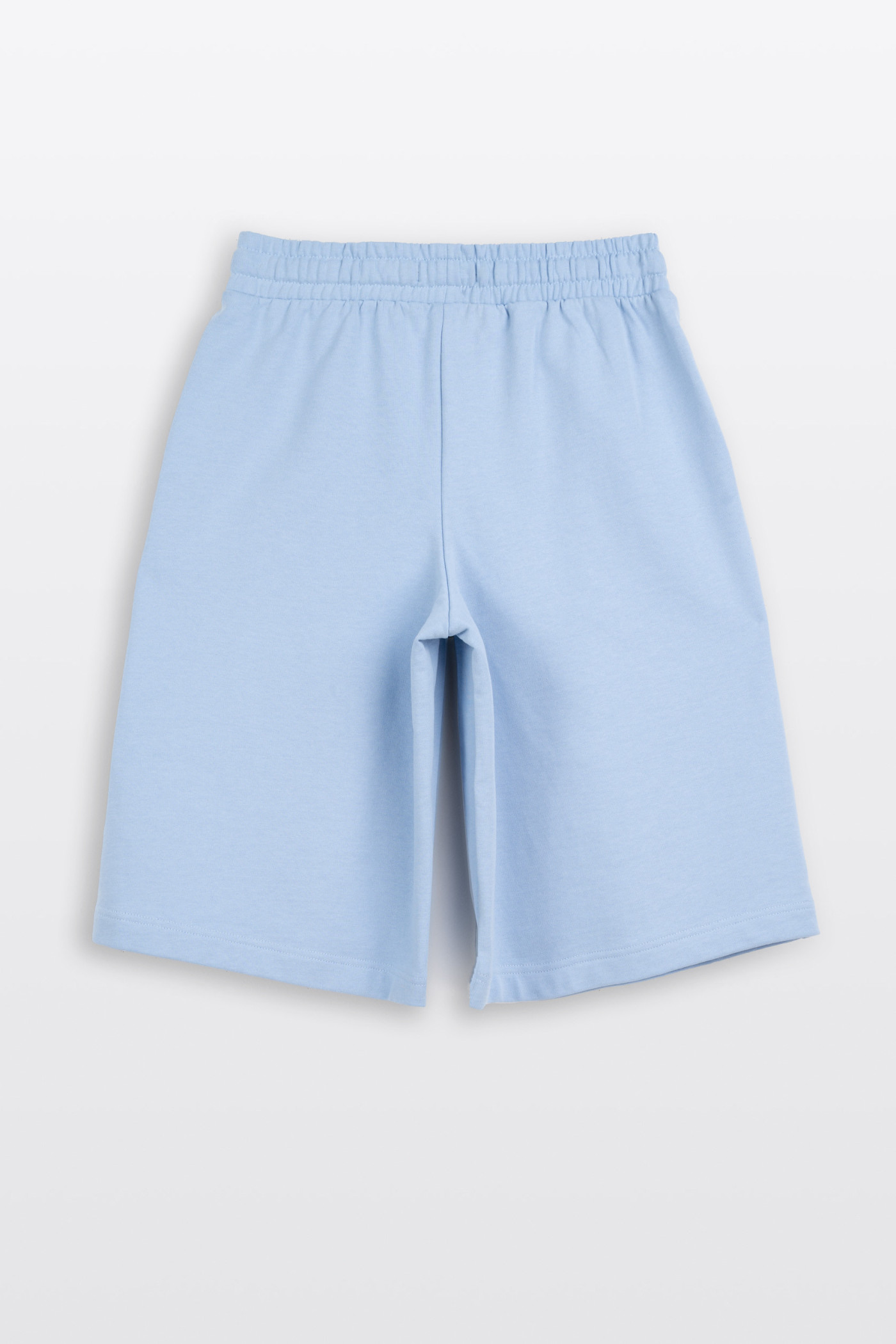 Jasnoniebieskie krótkie spodenki dresowe bez nadruków