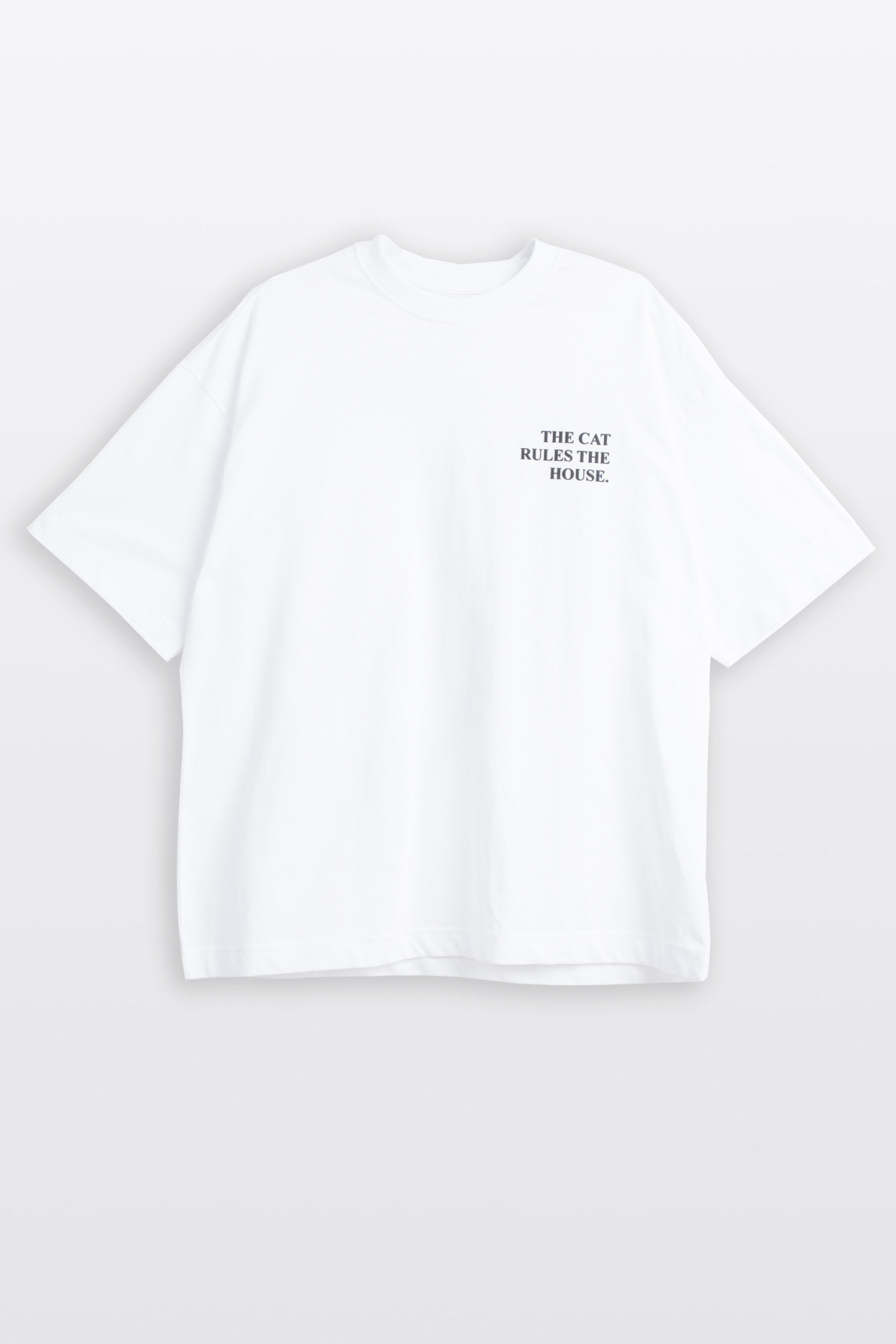 Biały t-shirt OVERSIZE z autorską grafika z tyłu