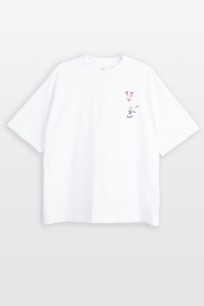 Biały t-shirt OVERSIZE z autorską grafika z tyłu