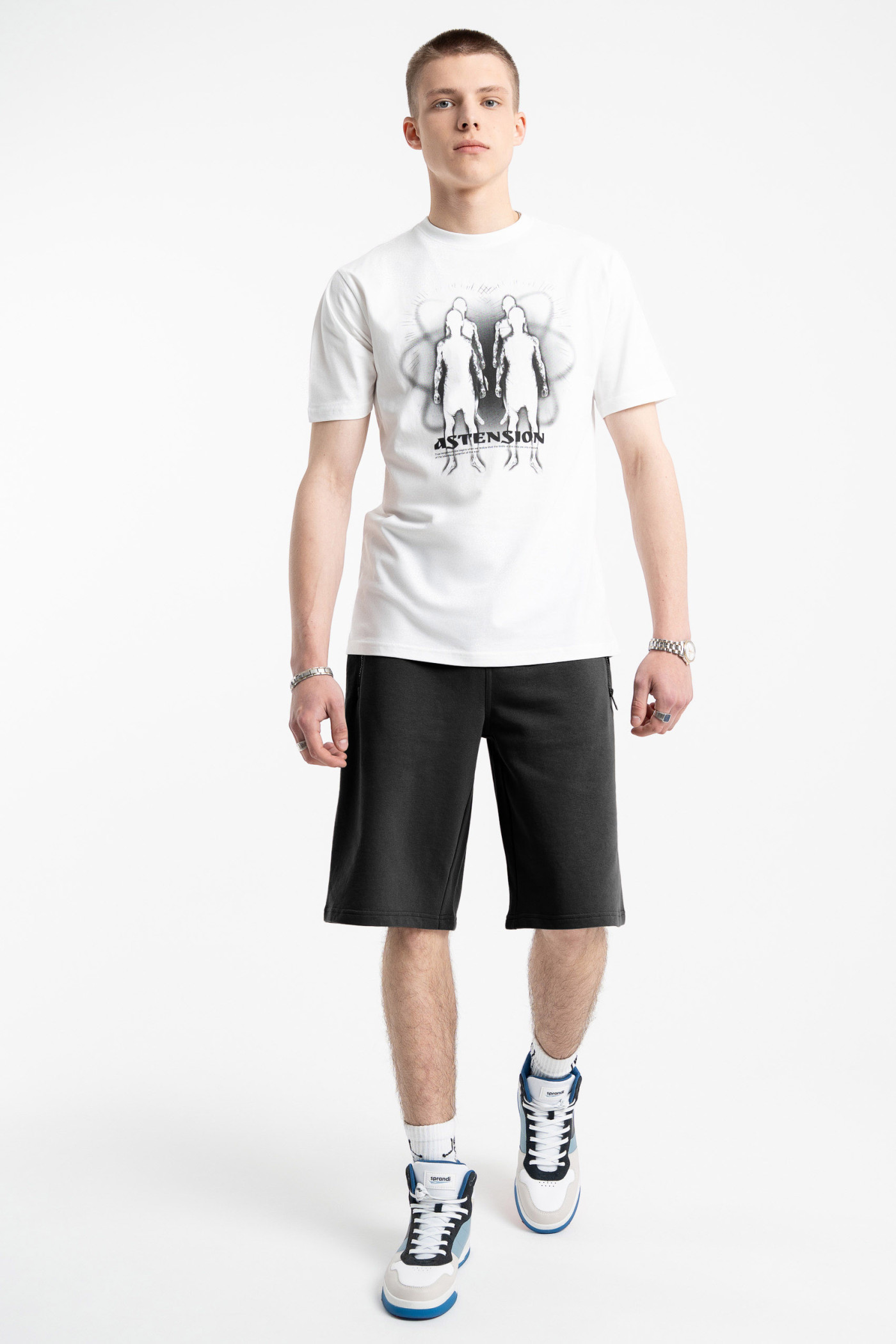 Czarne krótkie spodenki dresowe REGULAR bez nadruków